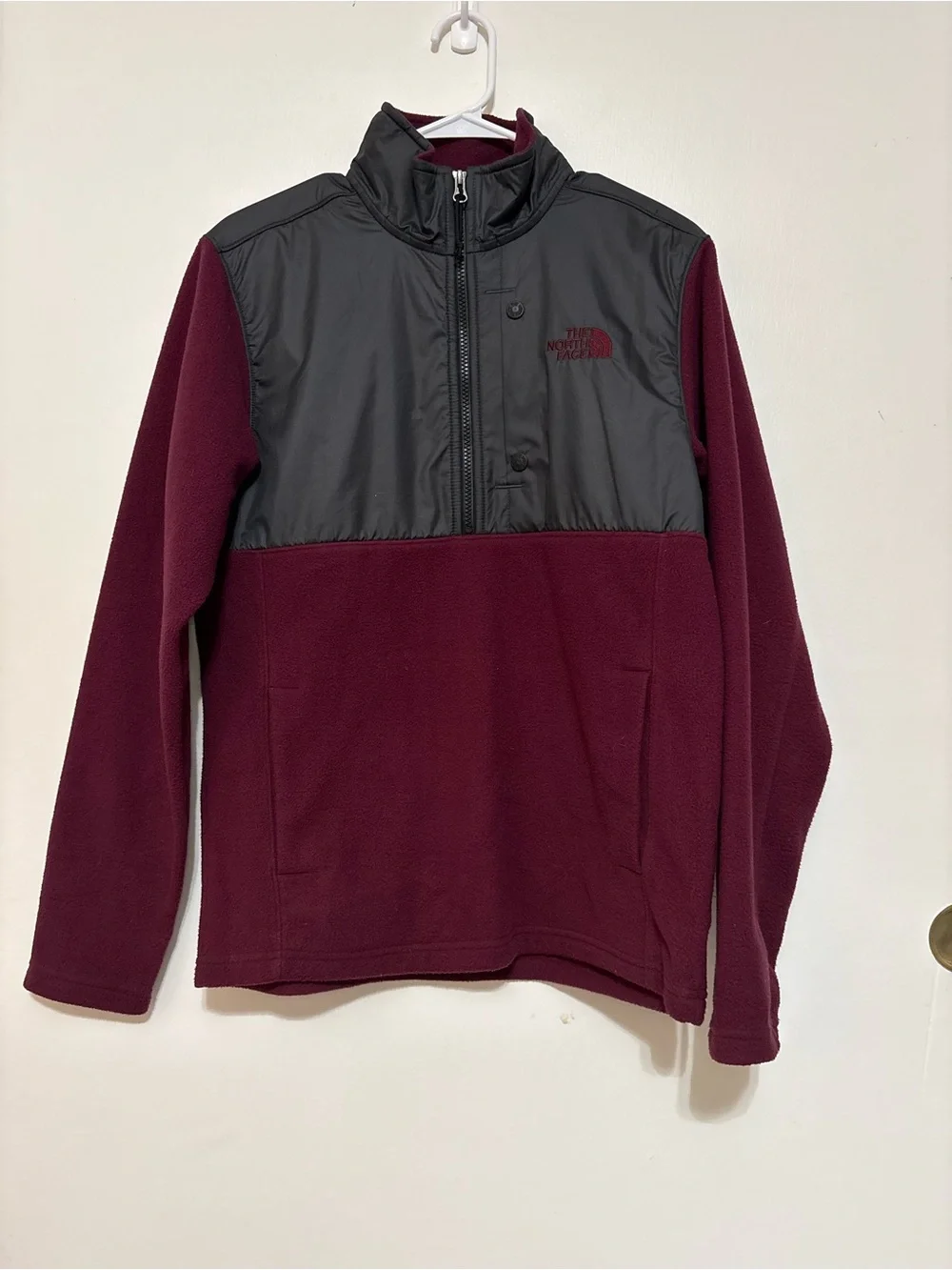 The North Face Men’s Retro Denali Hooded Jacket — Burgundy/Black S